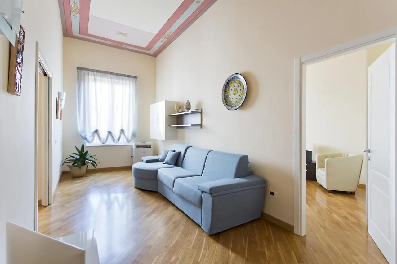 Quattro Canti Luxury Apartment Palermo 0*,  Olaszország